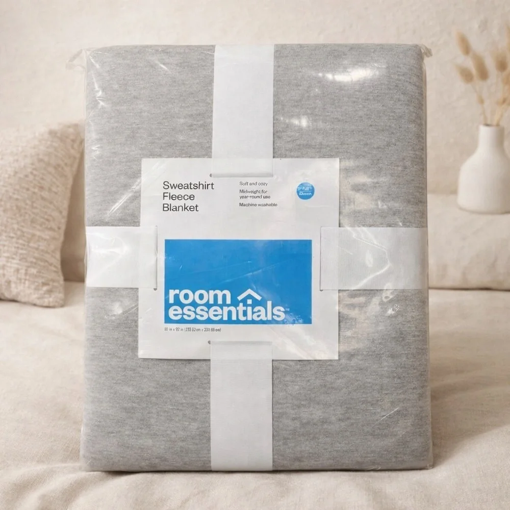 Room Essentials Light Gray Sweatshirt Fleece Blanket